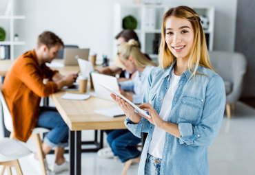 Small business owner using GreenSpruce business internet